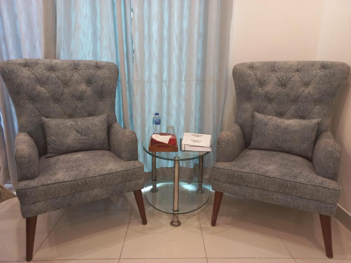 Hotel White House Residencia Rawalpindi Esterno foto